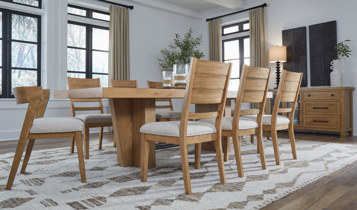 Kristiland Dinning table set (Table+ 8 chairs)