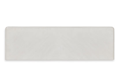 Montelaine Dining Server