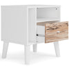 Piperton Bedroom set (Bed+dressor+2 Nightstands)