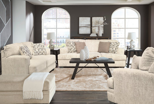 Delacroix Loveseat