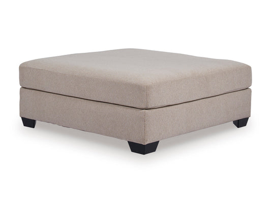 Enola Ottoman