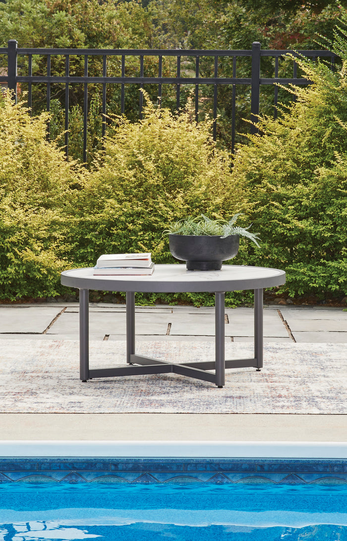 North Island Round Cocktail Table