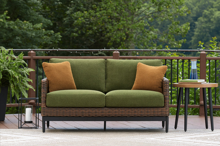 Horizon Hall Loveseat With Cushion