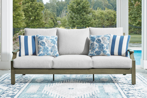 Rainier Ranch Sofa With Cushion