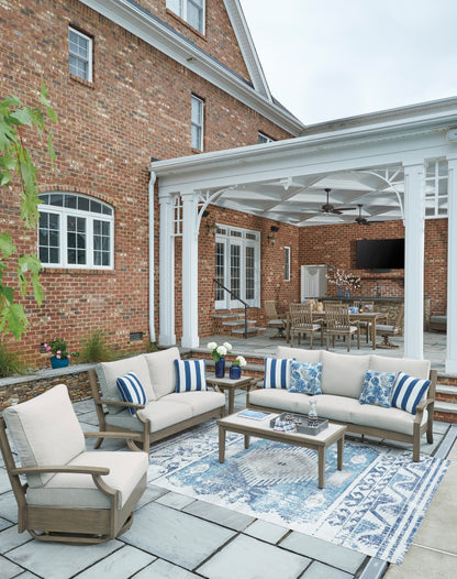 Rainier Ranch Sofa With Cushion