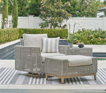Seton Creek Swivel Lounge With Cushion