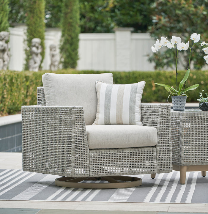 Seton Creek Swivel Lounge With Cushion