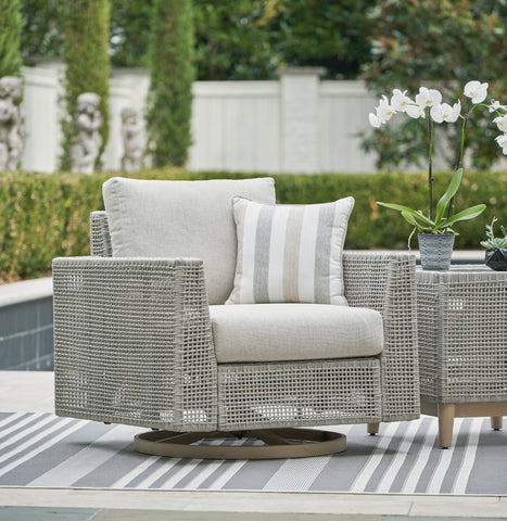 Seton Creek Swivel Lounge With Cushion