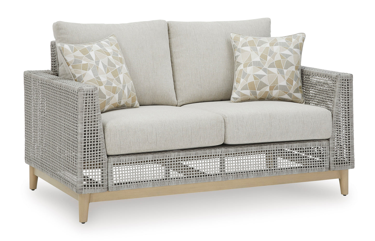 Seton Creek Loveseat With Cushion