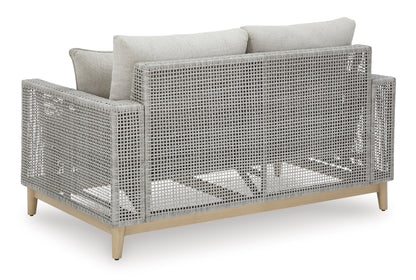 Seton Creek Loveseat With Cushion