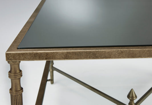 Cloverty Coffee Table Set