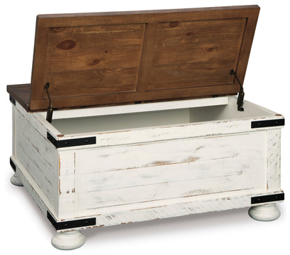 Wystfield Coffee table set (Coffee table + 2 end tables)