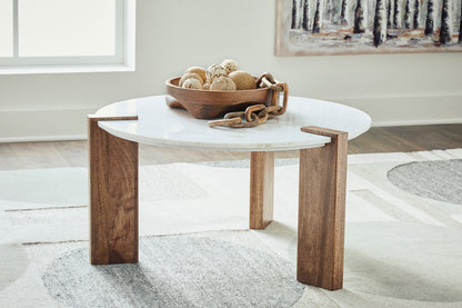 Isanti Coffee Table Set