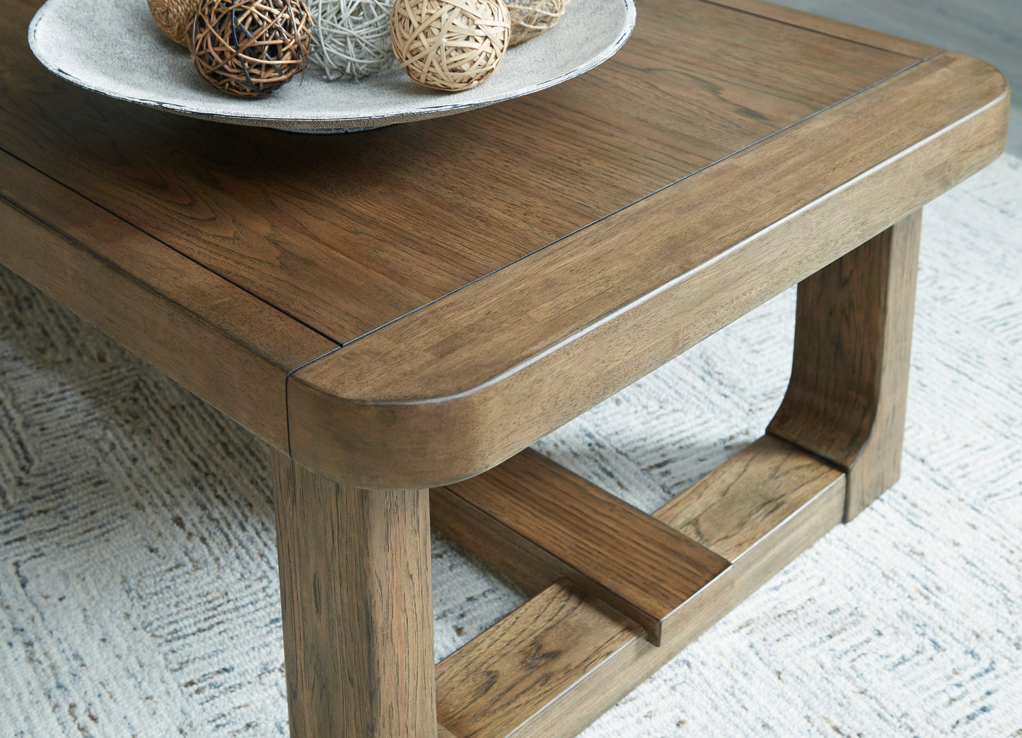 Cabalynn Coffee table set (coffee table + 2 end tables)