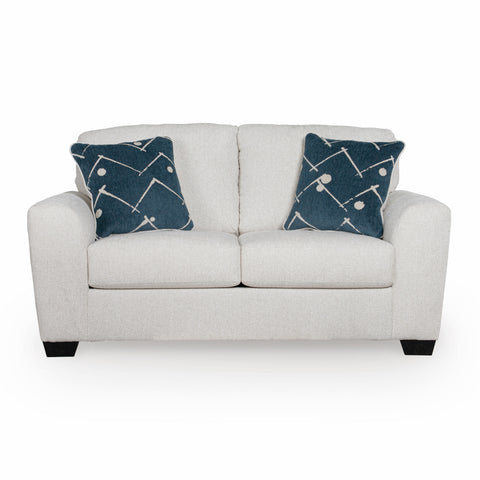 Grand Verona Loveseat